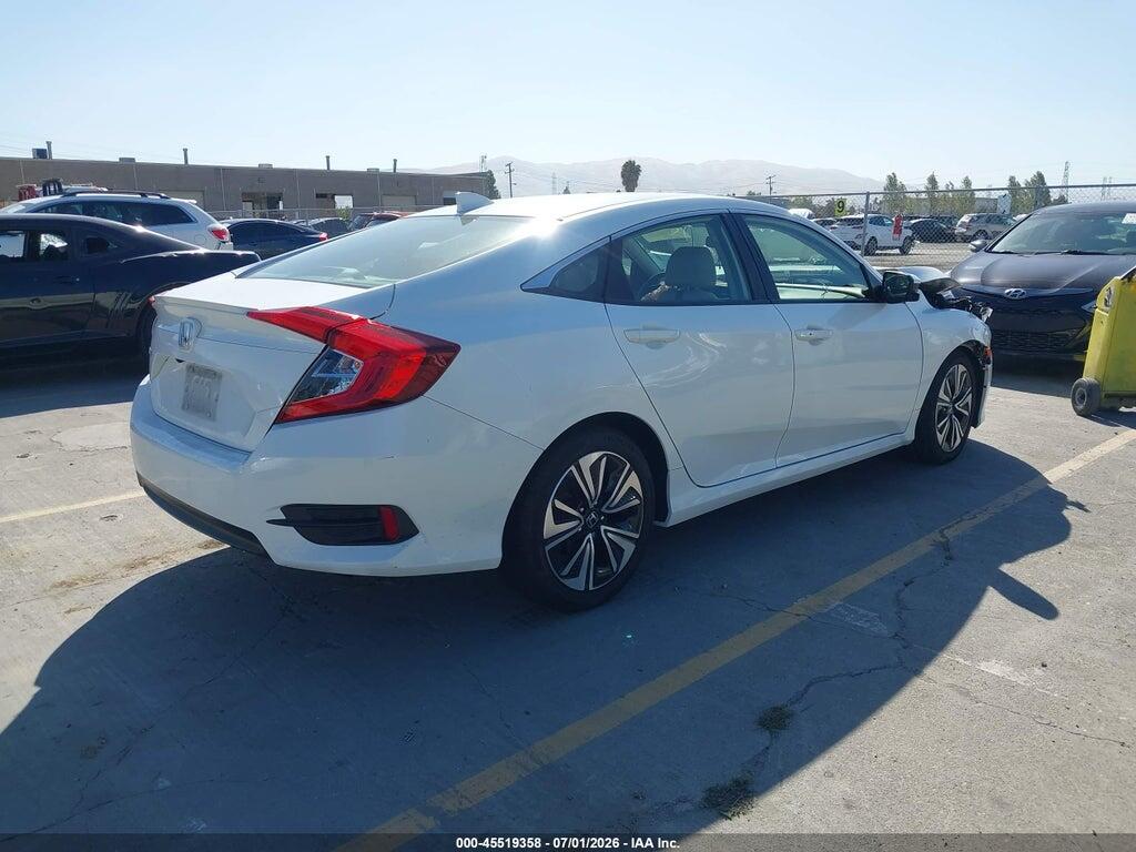 JHMFC1F33JX030268 2018 HONDA CIVIC photo no. 4