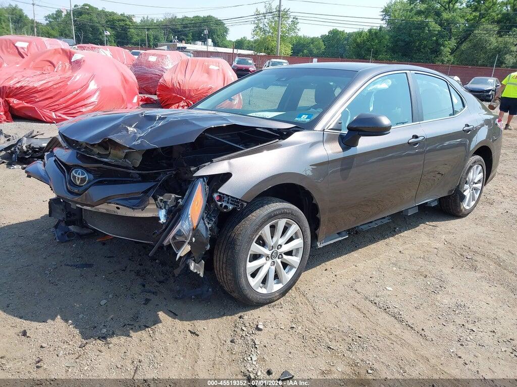 4T1B11HK1JU079900 2018 TOYOTA CAMRY photo no. 2