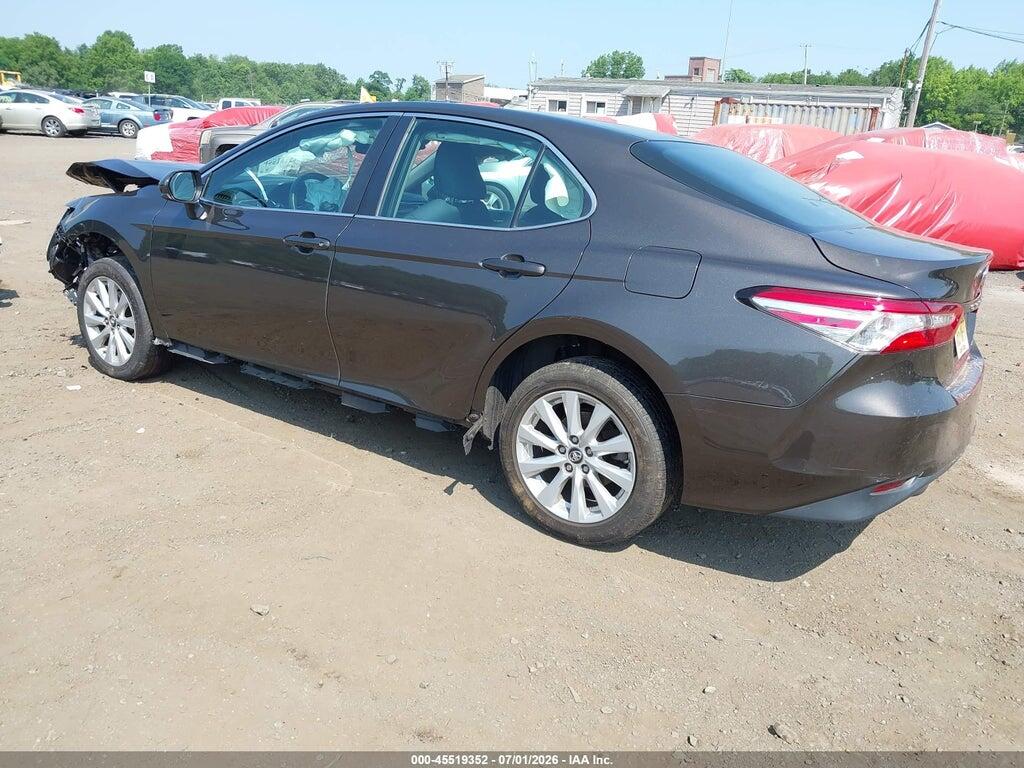 4T1B11HK1JU079900 2018 TOYOTA CAMRY photo no. 3