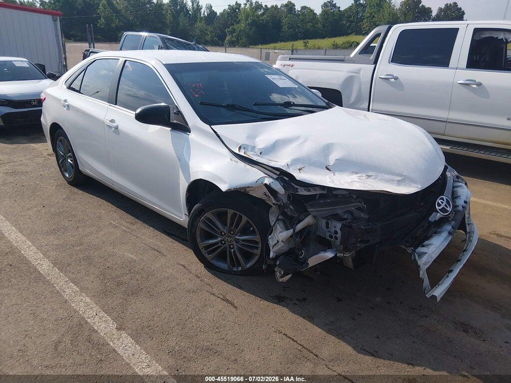 4T1BF1FK5GU195758 2016 TOYOTA CAMRY photo no. 1