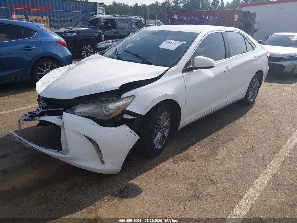 4T1BF1FK5GU195758 2016 TOYOTA CAMRY photo no. 2