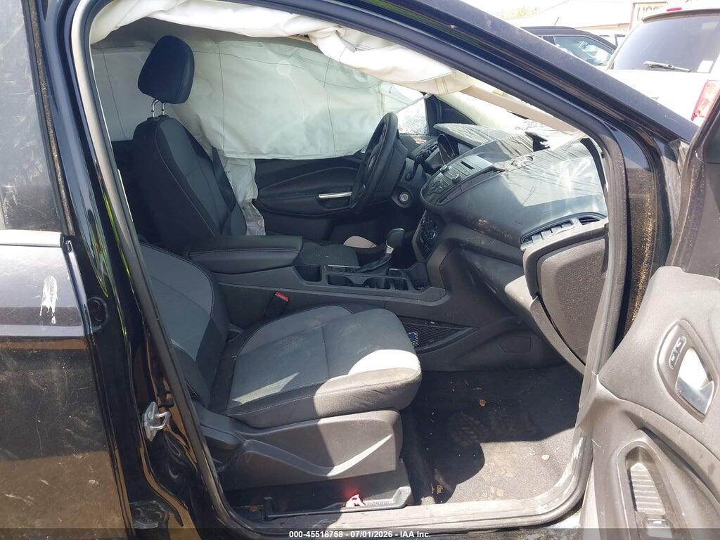 1FMCU0GD3HUE19003 2017 FORD ESCAPE photo no. 5