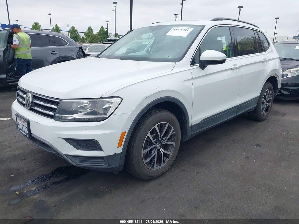 3VV3B7AX9KM193097 2019 VOLKSWAGEN TIGUAN photo no. 2