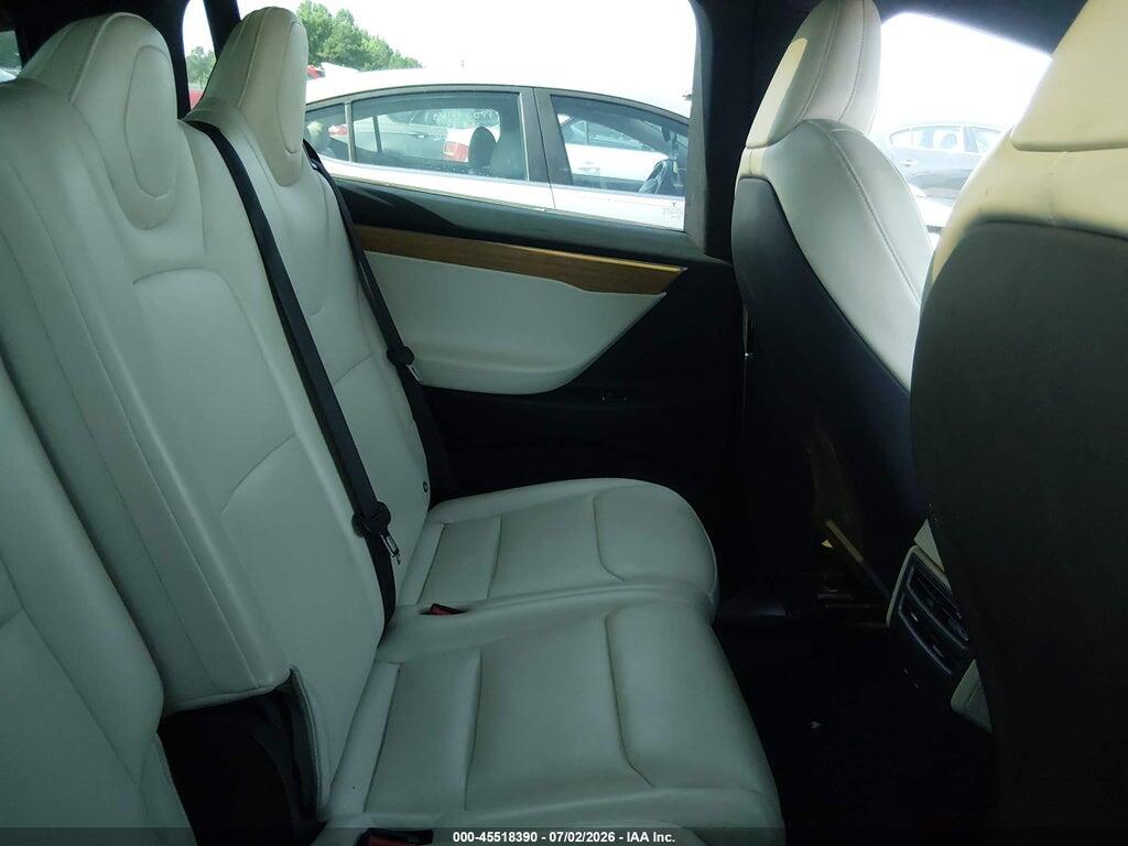 5YJXCAE27LF232235 2020 TESLA MODEL X photo no. 8