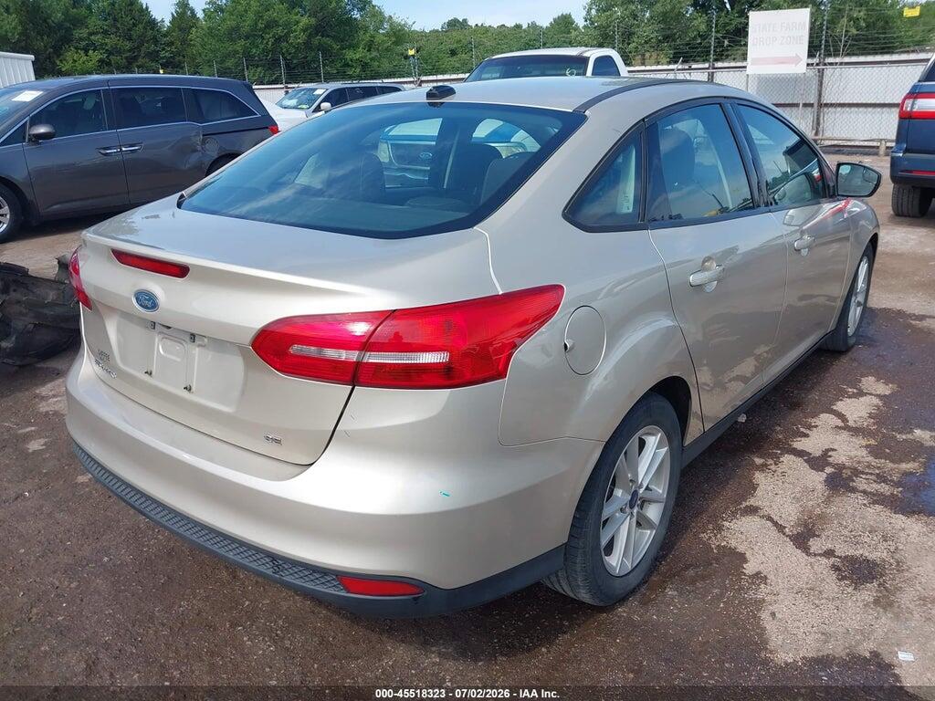 1FADP3F25HL329722 2017 FORD FOCUS photo no. 4