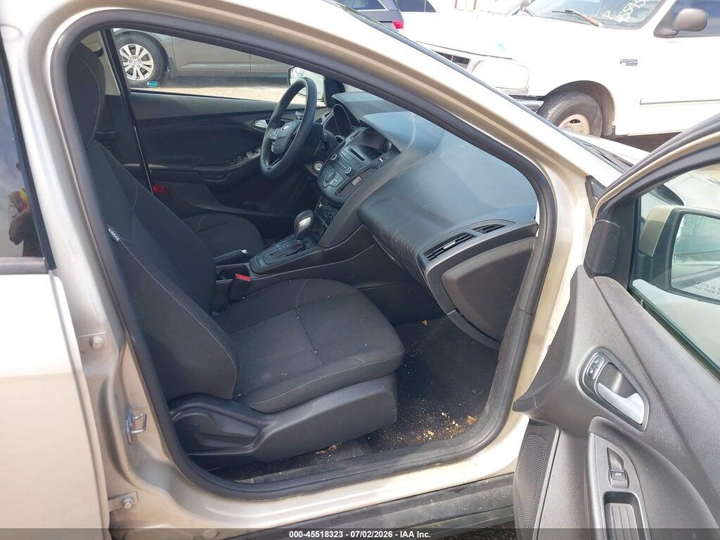 1FADP3F25HL329722 2017 FORD FOCUS photo no. 5
