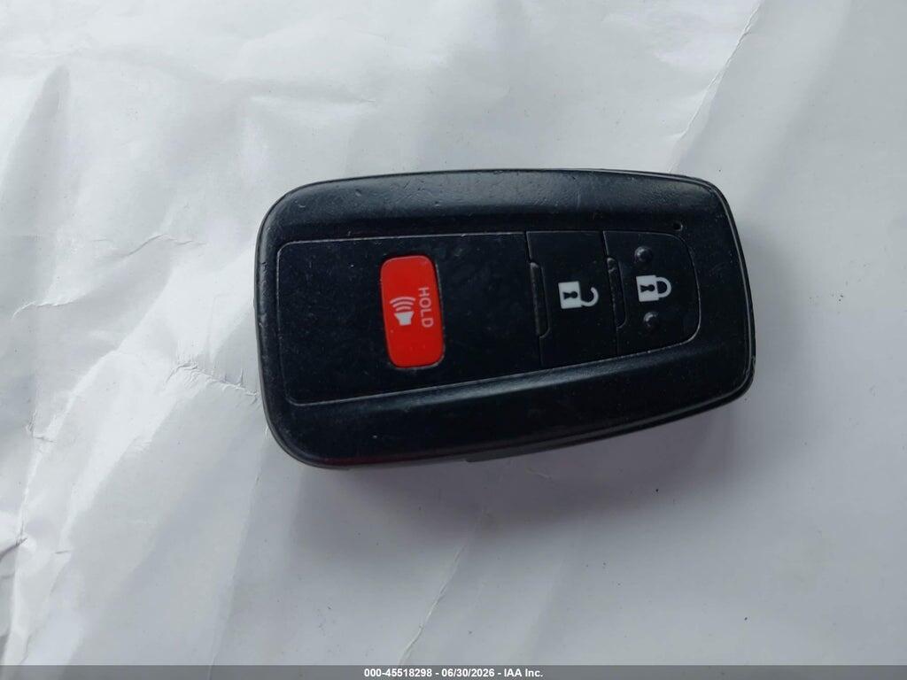 JTDKARFP4L3147004 2020 TOYOTA PRIUS PRIME photo no. 11