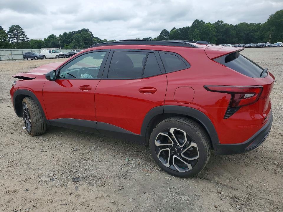 2026 CHEVROLET TRAX 2RS — Фото 2 из 15