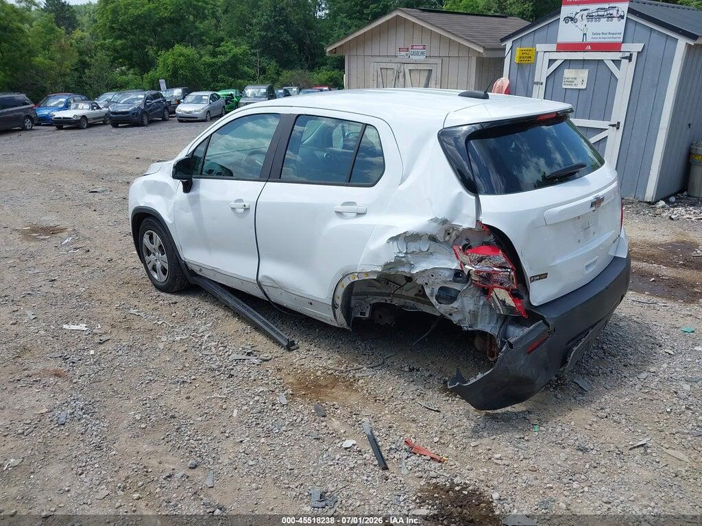 KL7CJKSB2GB611387 2016 CHEVROLET TRAX photo no. 3