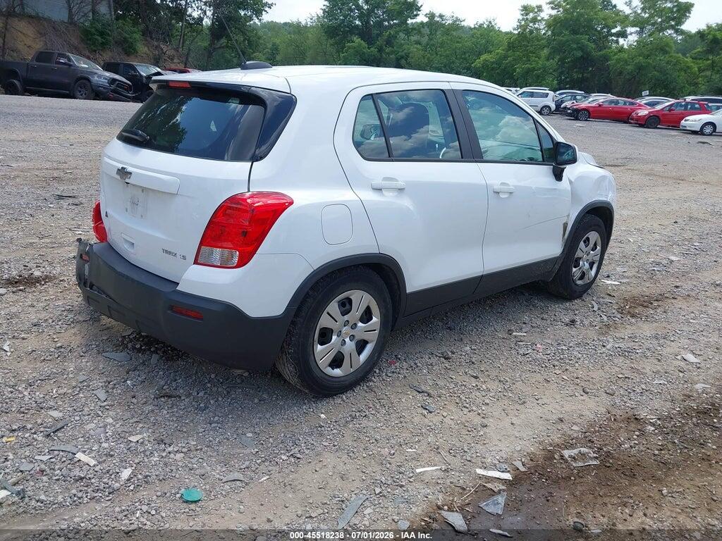 KL7CJKSB2GB611387 2016 CHEVROLET TRAX photo no. 4