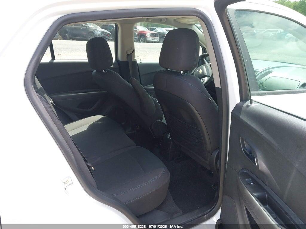 KL7CJKSB2GB611387 2016 CHEVROLET TRAX photo no. 8