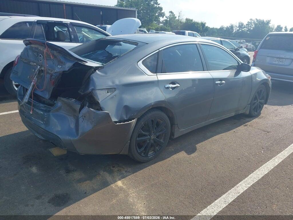 1N4AL3APXHC178703 2017 NISSAN ALTIMA photo no. 4