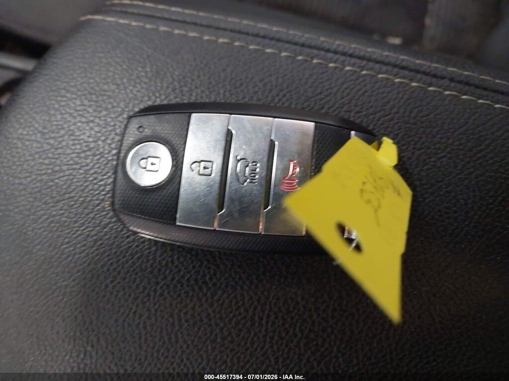 KNDCB3LC6K5250301 2019 KIA NIRO photo no. 11
