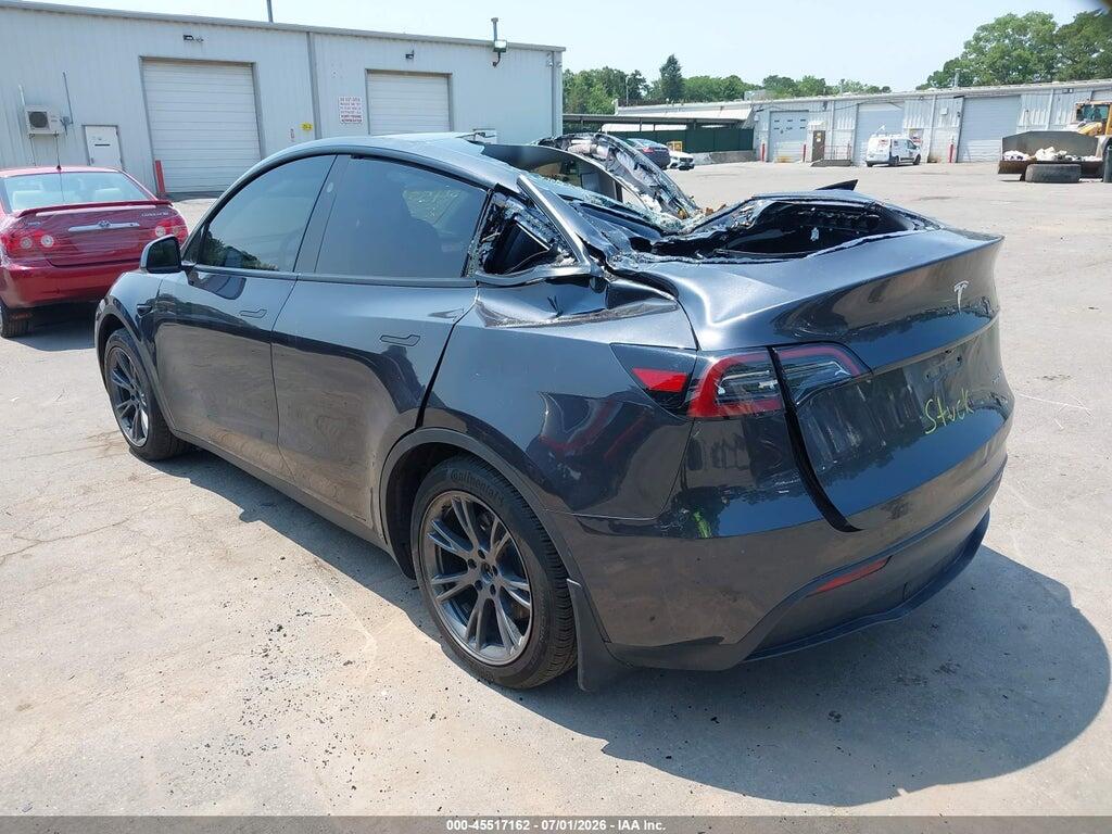 7SAYGDEE5SF284744 2025 TESLA MODEL Y photo no. 3