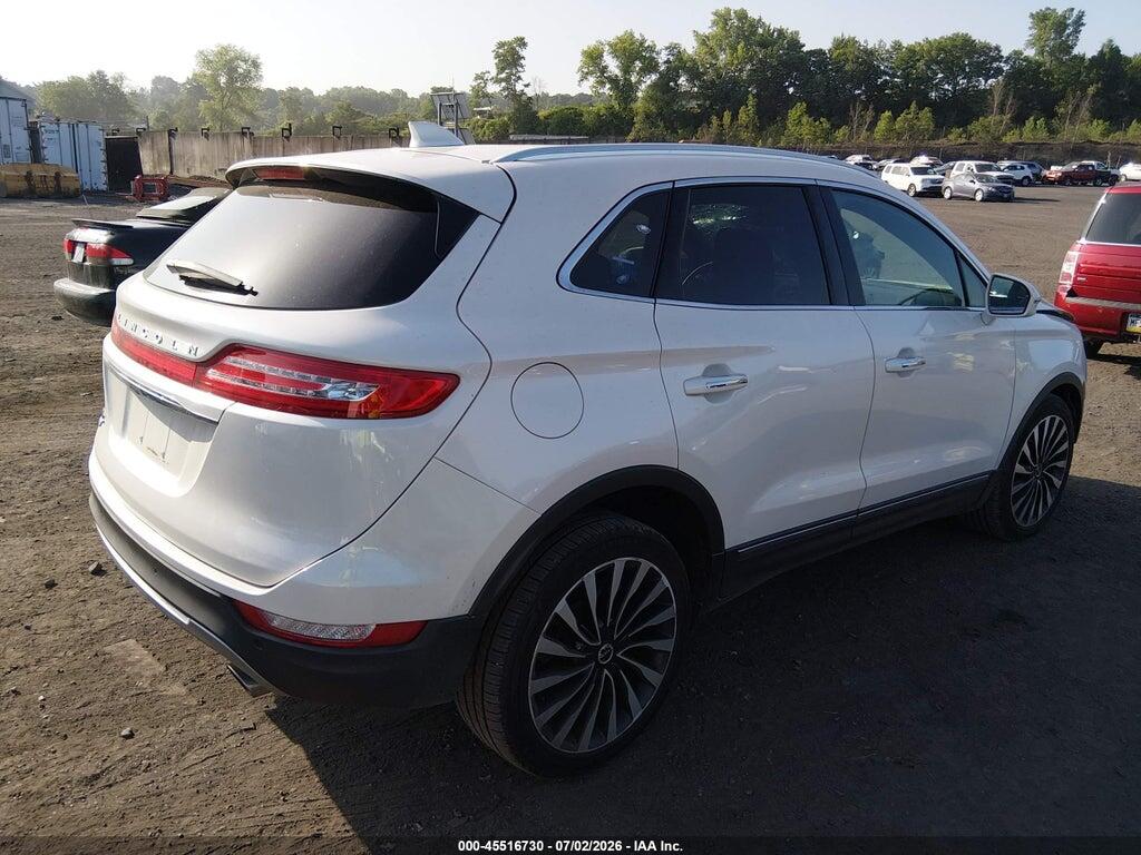 5LMCJ4D91KUL16375 2019 LINCOLN MKC photo no. 4
