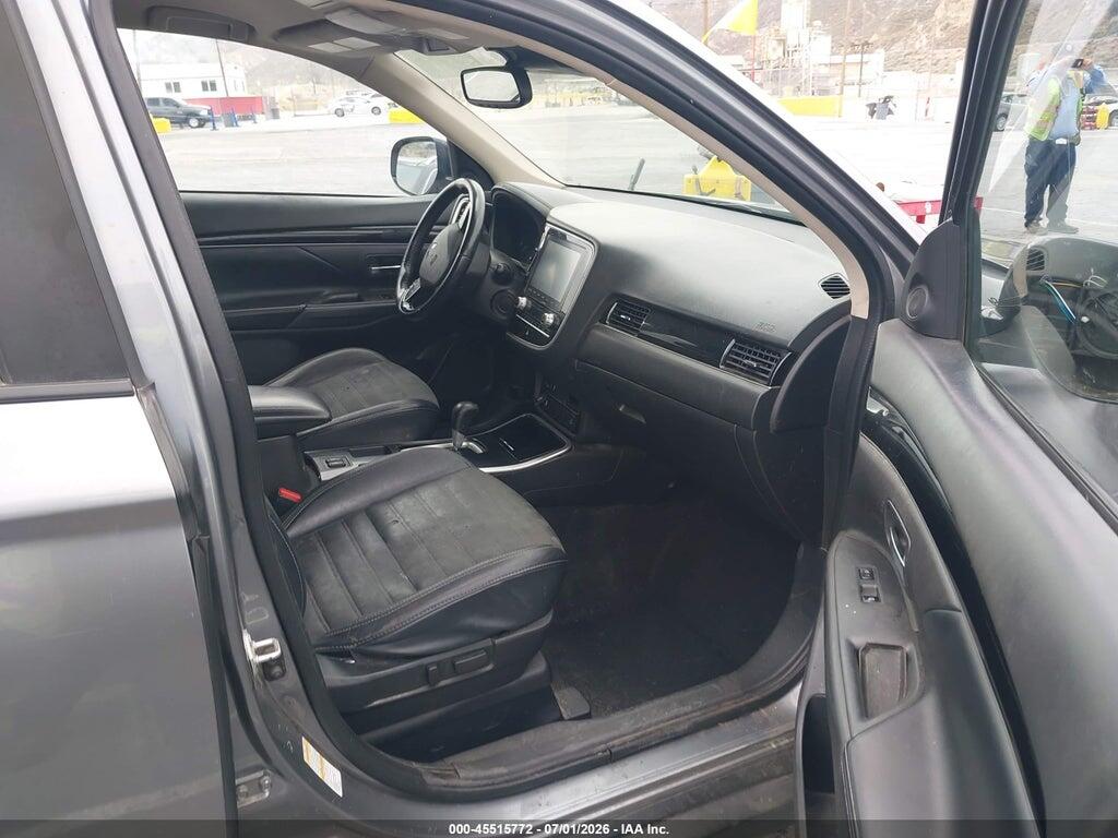 JA4AD3A32LZ048029 2020 MITSUBISHI OUTLANDER photo no. 5