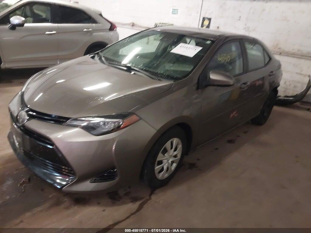 2T1BPRHE2HC877342 2017 TOYOTA COROLLA photo no. 2