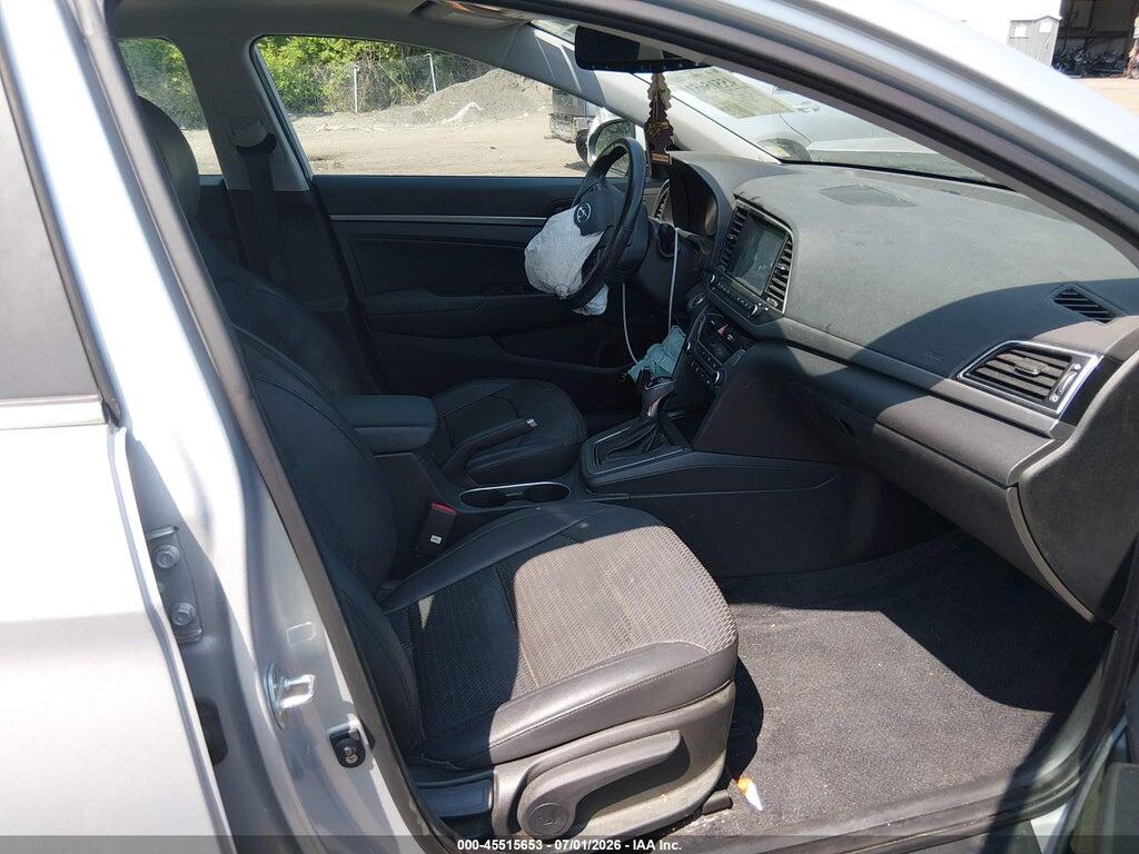 KMHD84LF6HU288785 2017 HYUNDAI ELANTRA photo no. 5