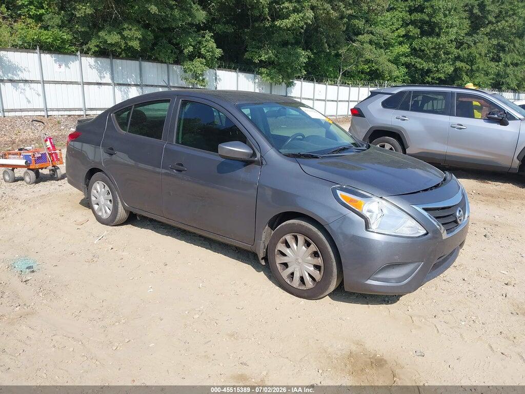 3N1CN7AP5JL881661 2018 NISSAN VERSA photo no. 1