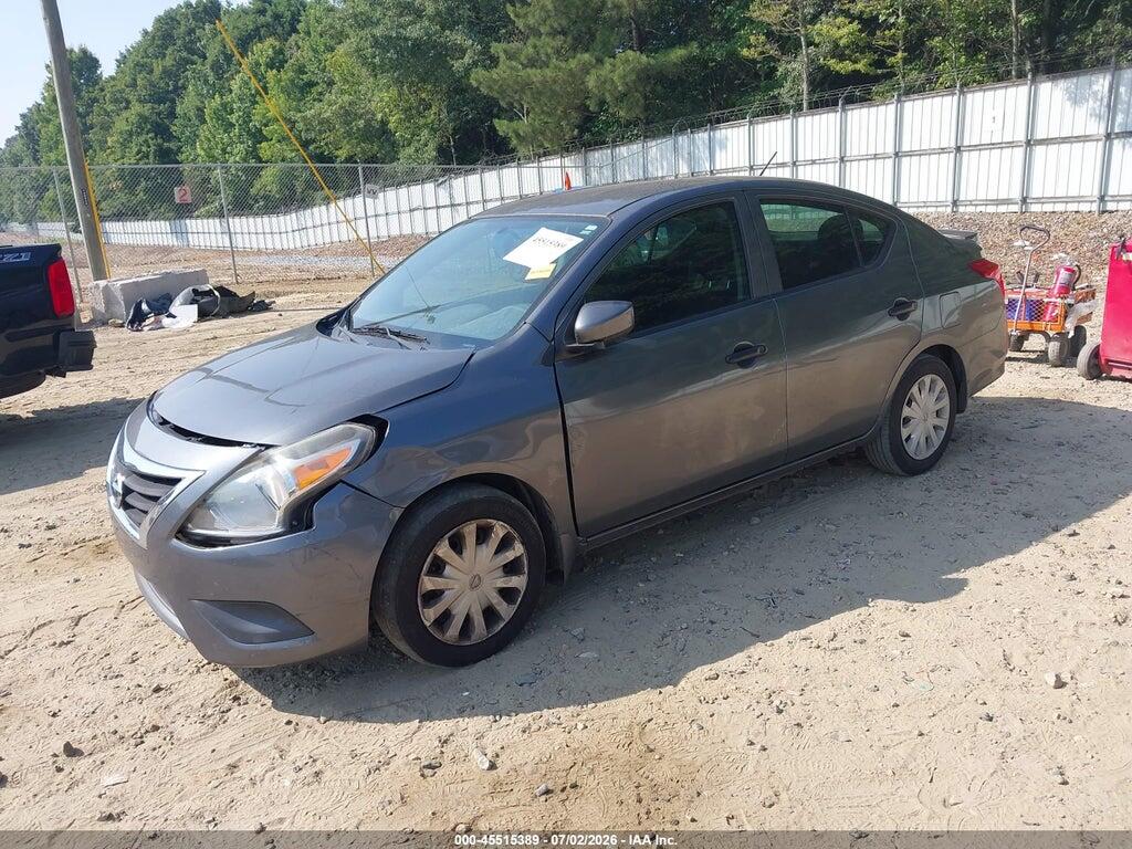 3N1CN7AP5JL881661 2018 NISSAN VERSA photo no. 2