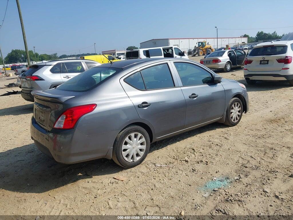 3N1CN7AP5JL881661 2018 NISSAN VERSA photo no. 4