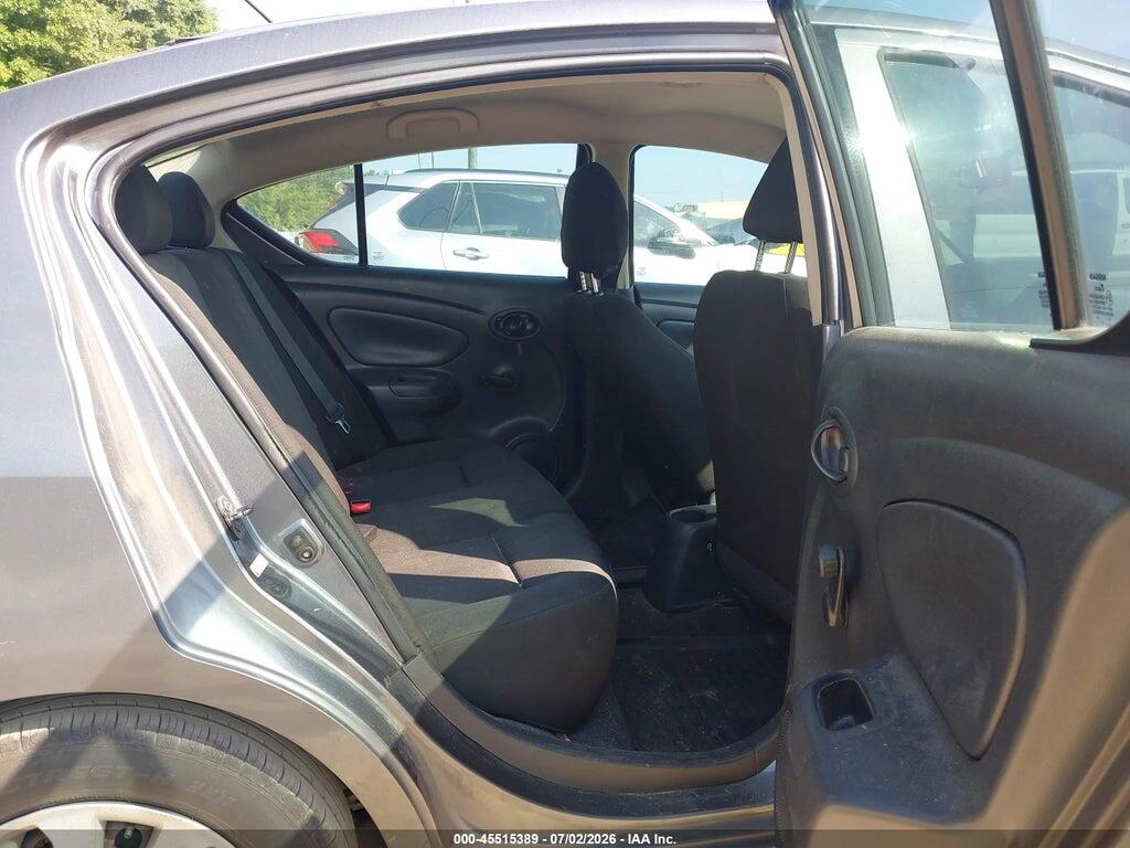 3N1CN7AP5JL881661 2018 NISSAN VERSA photo no. 8