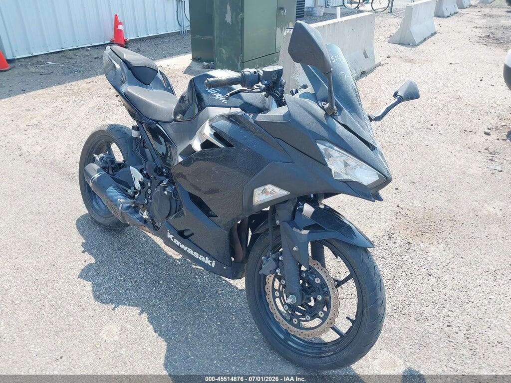 JKAEXKH12KDA40681 2019 KAWASAKI EX400 photo no. 1