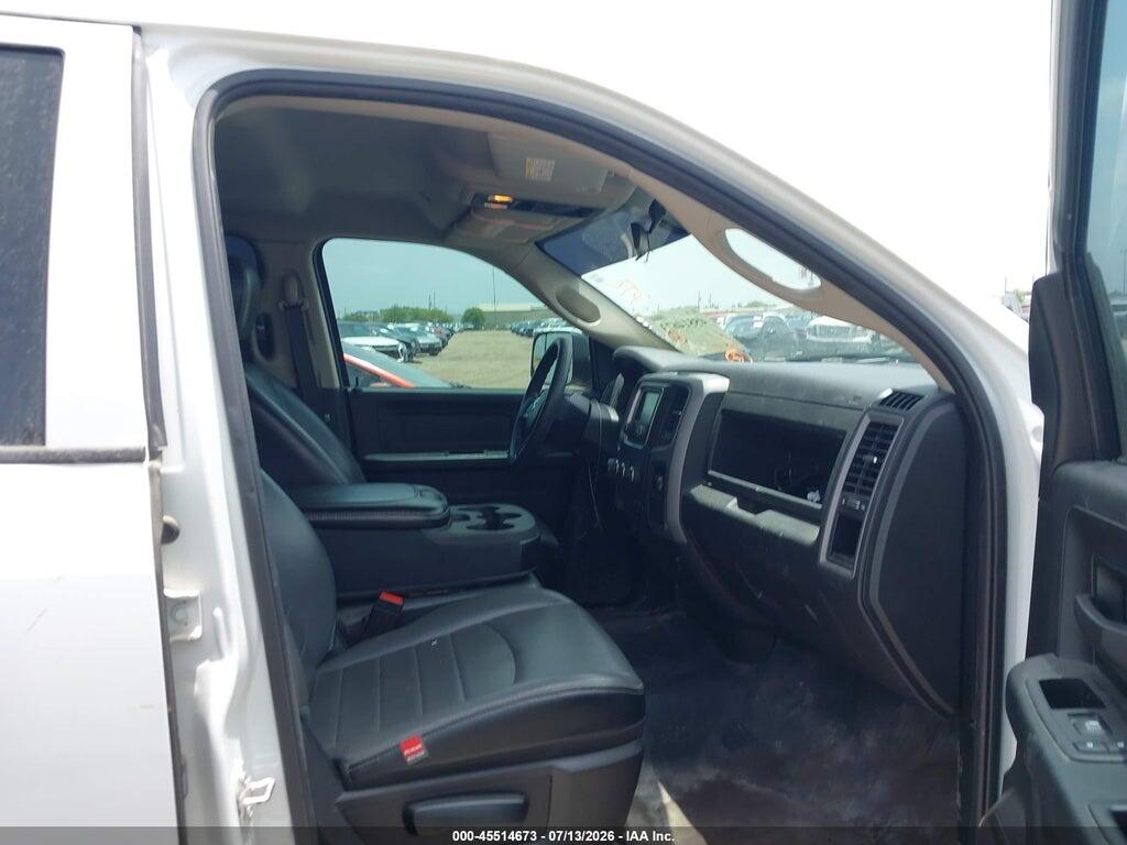 3C6RR7KG2PG675250 2023 RAM 1500 CLASSIC photo no. 5