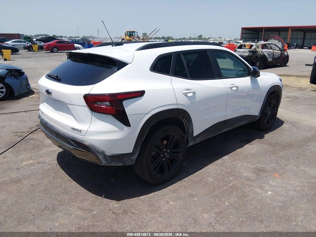 KL77LKEP0SC335541 2025 CHEVROLET TRAX photo no. 4