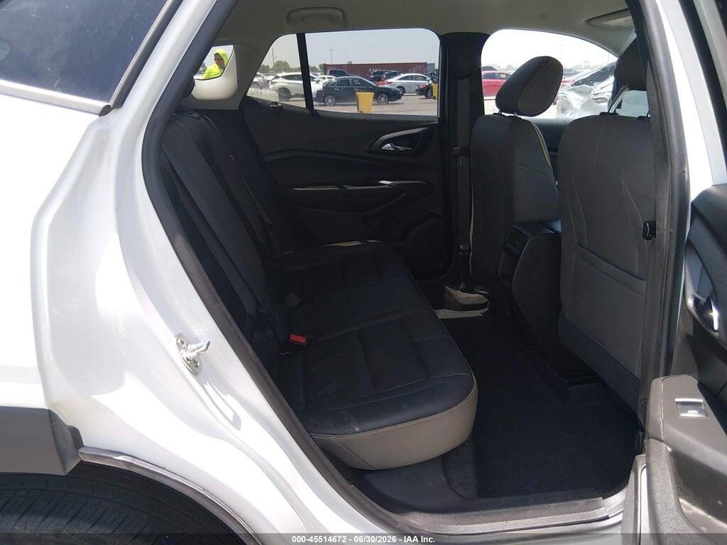 KL77LKEP0SC335541 2025 CHEVROLET TRAX photo no. 8