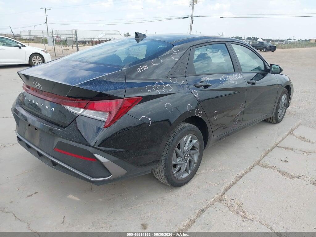 KMHLM4DG6RU775839 2024 HYUNDAI ELANTRA photo no. 4