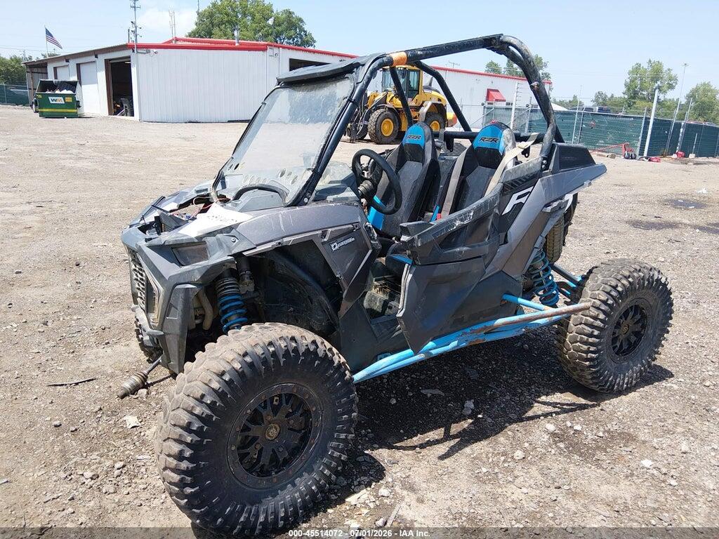 3NSVDE926KF423924 2019 POLARIS RZR photo no. 2
