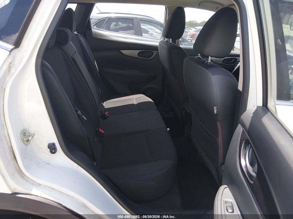 JN1BJ1CP8JW157426 2018 NISSAN ROGUE SPORT photo no. 8