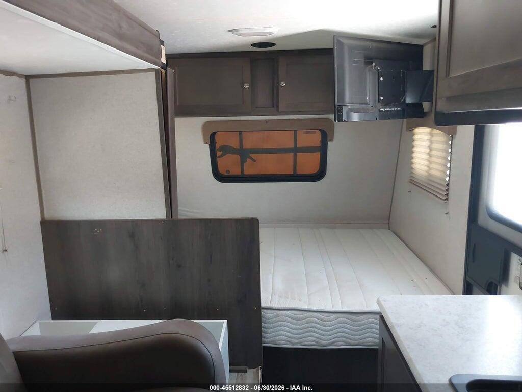 5ZT2CWFC8LJ124325 2020 COACHMEN CLIPPER photo no. 8