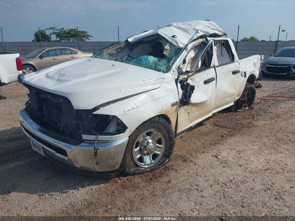 3C6UR5CJ8JG150421 2018 RAM 2500 photo no. 2