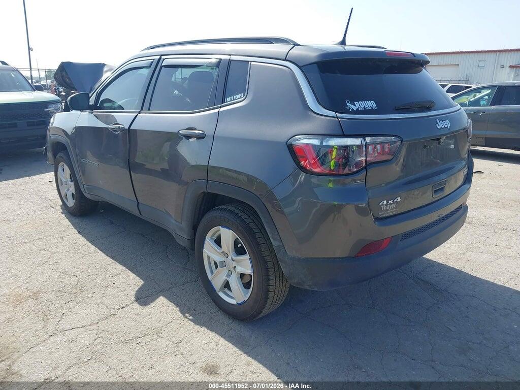 3C4NJDBB2NT152882 2022 JEEP COMPASS photo no. 3