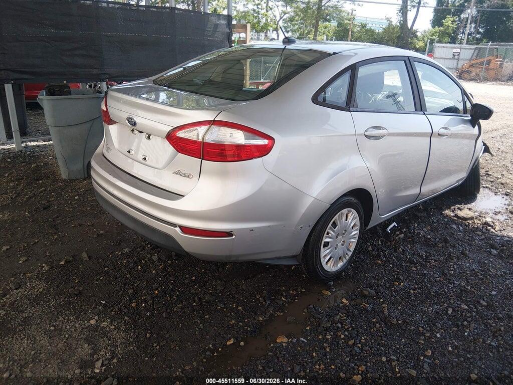 3FADP4AJ2JM139661 2018 FORD FIESTA photo no. 4