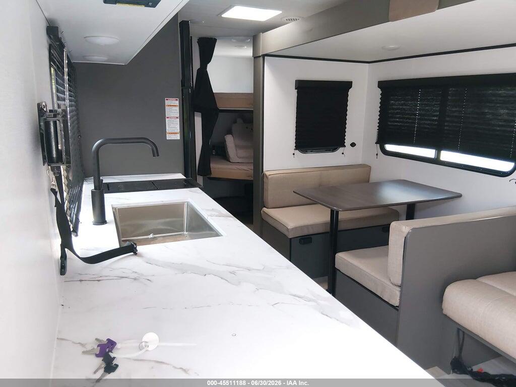 4YDTBLM2XTD430469 2026 KEYSTONE RV OTHER photo no. 5