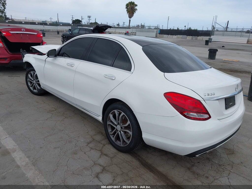 55SWF4JB6GU158224 2016 MERCEDES-BENZ C 300 photo no. 3