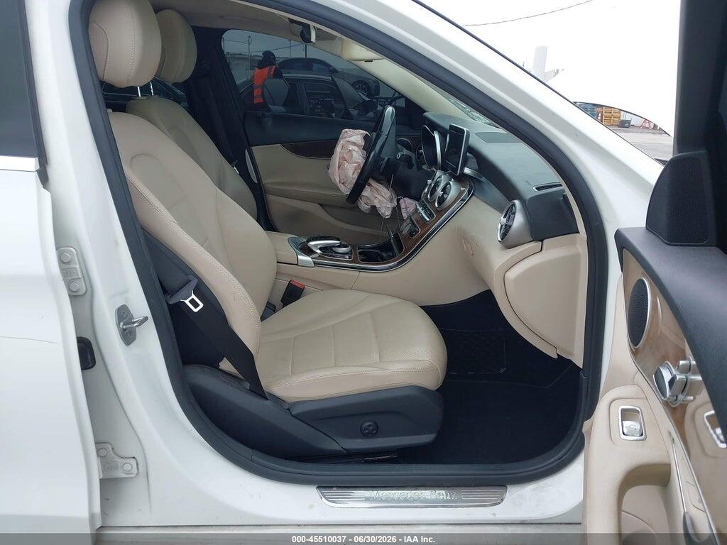 55SWF4JB6GU158224 2016 MERCEDES-BENZ C 300 photo no. 5