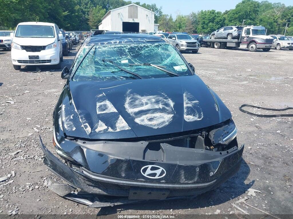 KMHLM4DJXRU093963 2024 HYUNDAI ELANTRA HYBRID photo no. 12