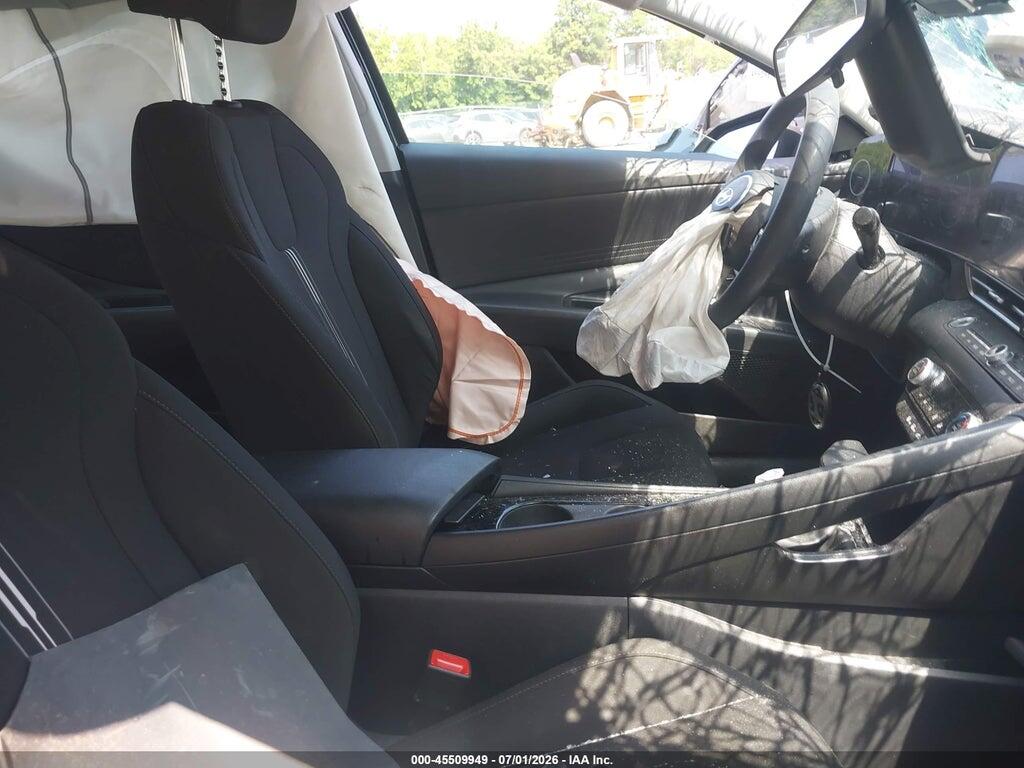 KMHLM4DJXRU093963 2024 HYUNDAI ELANTRA HYBRID photo no. 5