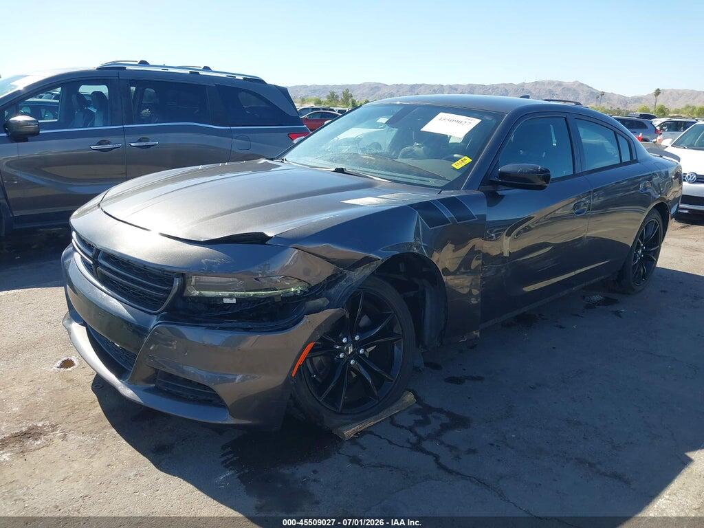 2C3CDXHG4HH667029 2017 DODGE CHARGER photo no. 2