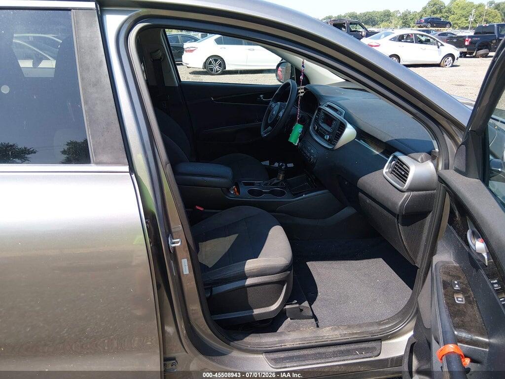 5XYPG4A39GG095804 2016 KIA SORENTO photo no. 5