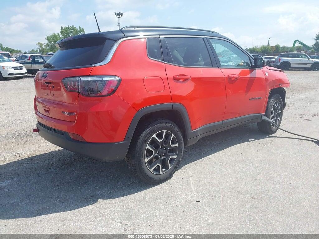 3C4NJDDB7MT528956 2021 JEEP COMPASS photo no. 4