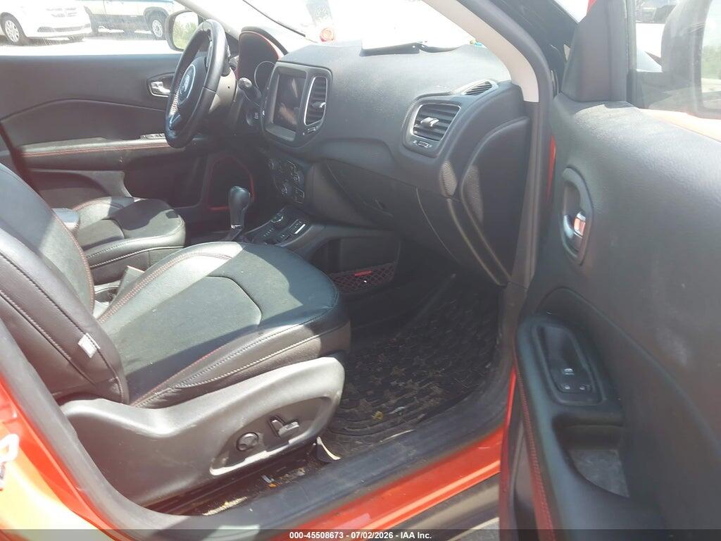 3C4NJDDB7MT528956 2021 JEEP COMPASS photo no. 5