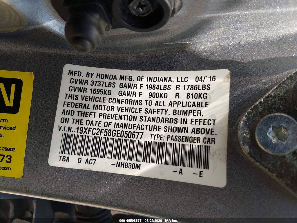 19XFC2F58GE050677 2016 HONDA CIVIC photo no. 9