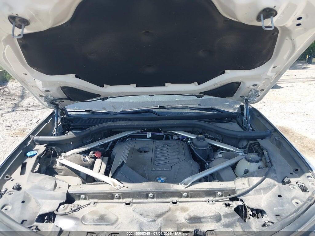5UXCW2C09N9L58976 2022 BMW X7 photo no. 10