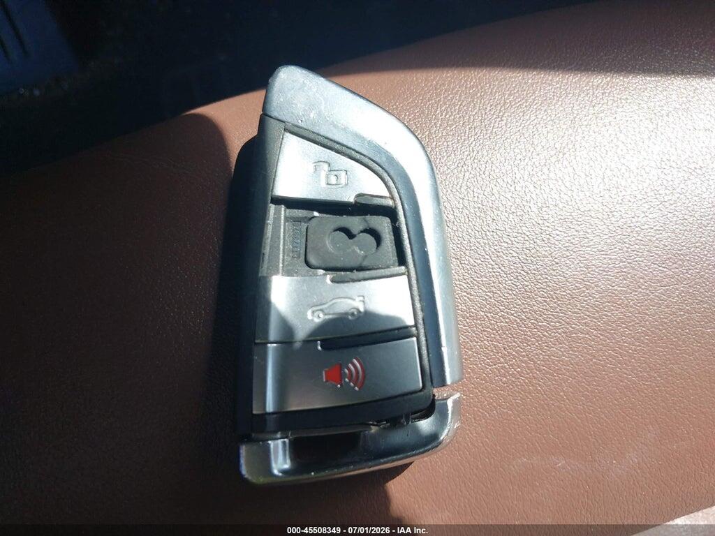 5UXCW2C09N9L58976 2022 BMW X7 photo no. 11