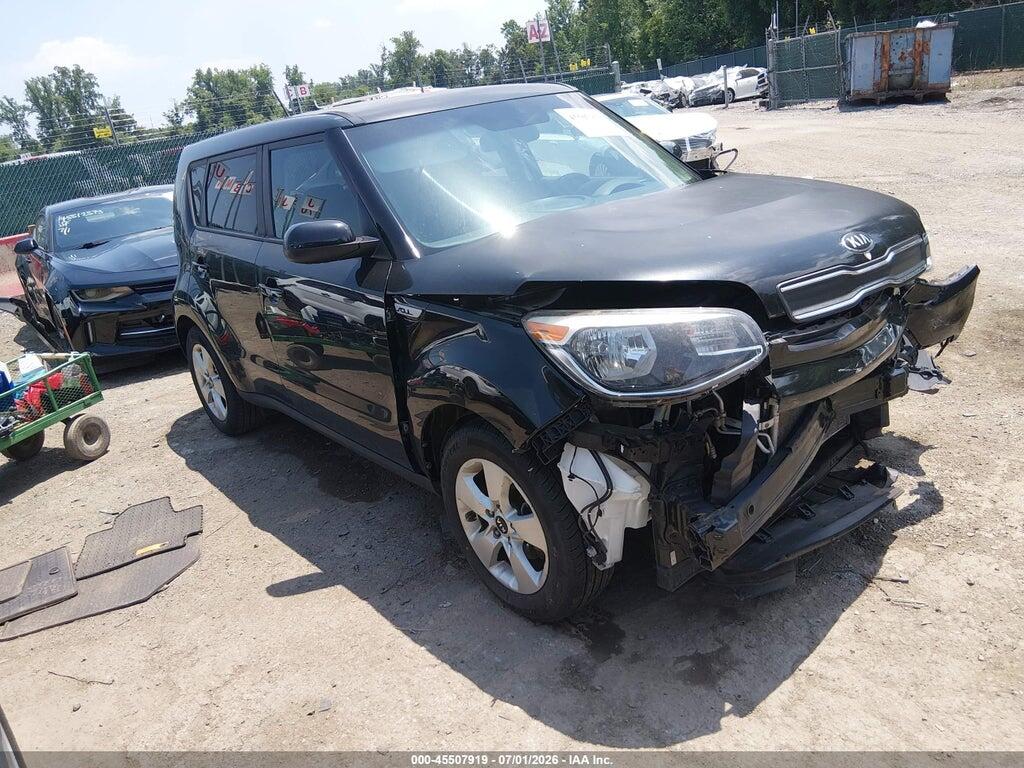 KNDJN2A23J7900496 2018 KIA SOUL photo no. 1